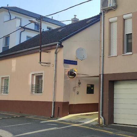 Krisztina Apartman Надьканижа Экстерьер фото